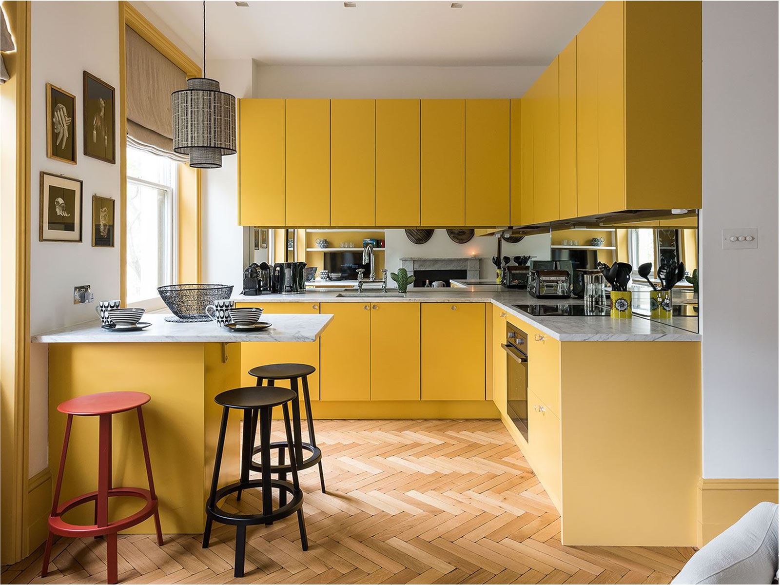 رنگ زرد در دکوراسیون آشپزخانه و بررسی 9 کابینت با ترکیب رنگ زرد